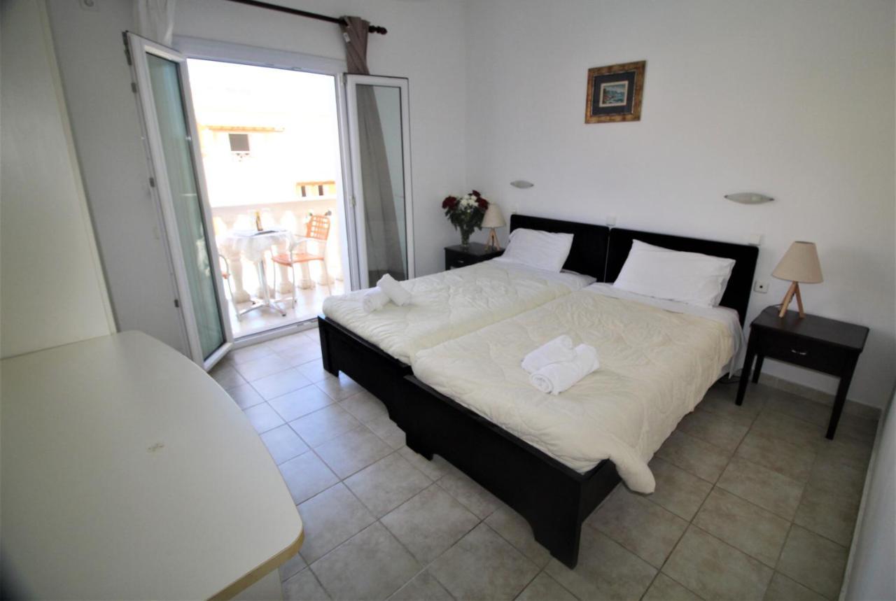מוראיטיקה Nikki'S Studios & Apartments מראה חיצוני תמונה