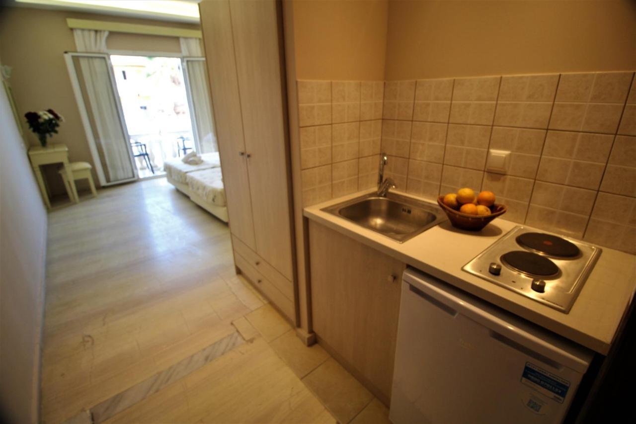 מוראיטיקה Nikki'S Studios & Apartments מראה חיצוני תמונה