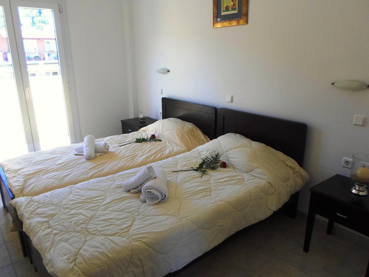 מוראיטיקה Nikki'S Studios & Apartments מראה חיצוני תמונה