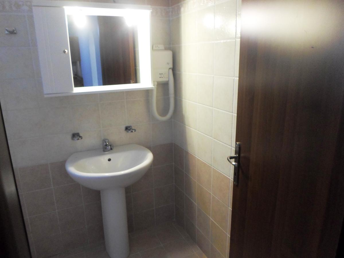 מוראיטיקה Nikki'S Studios & Apartments מראה חיצוני תמונה