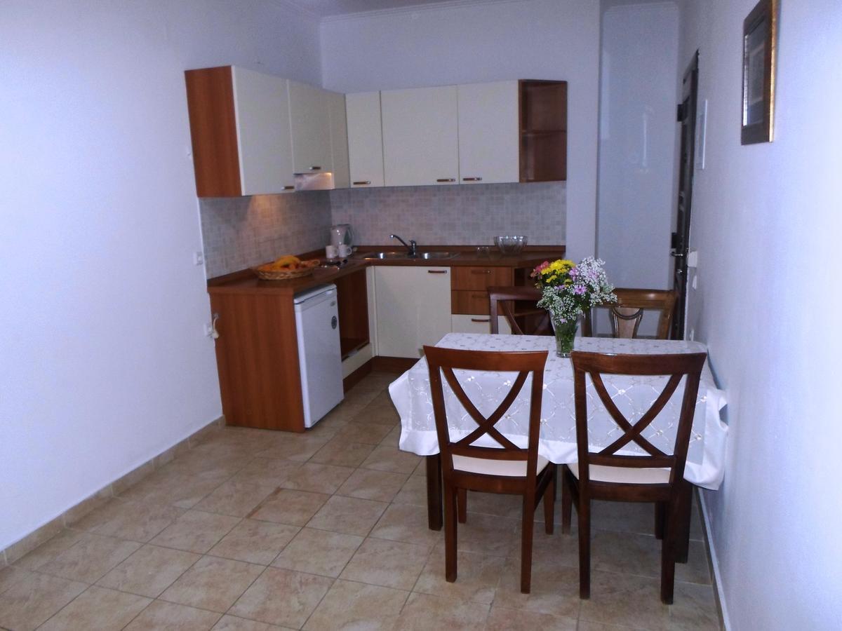 מוראיטיקה Nikki'S Studios & Apartments מראה חיצוני תמונה